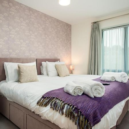 Solar Sanctuary- Skyline Balcony, City Centre, Three Floors, King Beds, Netflix And More! Bath Exteriör bild